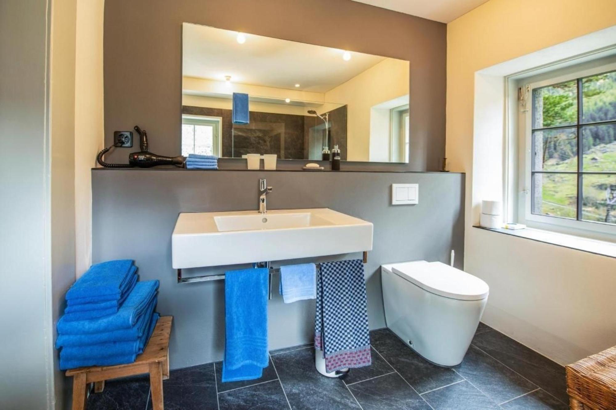 Bahnwaerterhaus Eggwald Villa Wassen Luaran gambar